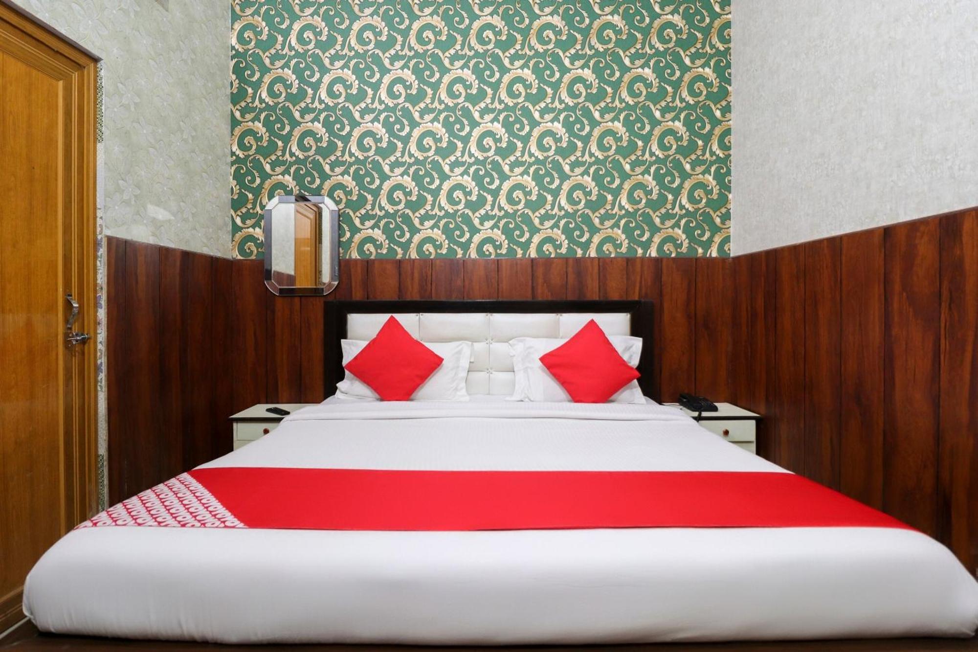 Hotel O Moon Light Roorkee Екстер'єр фото
