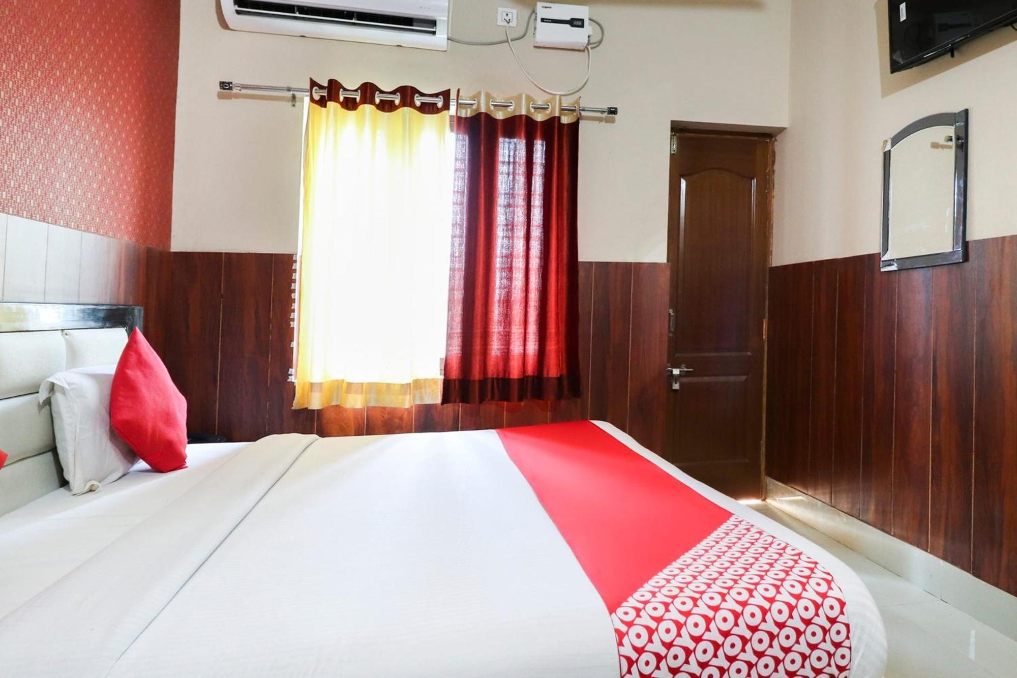 Hotel O Moon Light Roorkee Екстер'єр фото