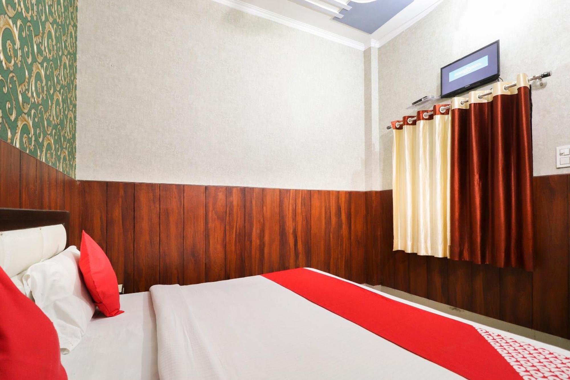 Hotel O Moon Light Roorkee Екстер'єр фото