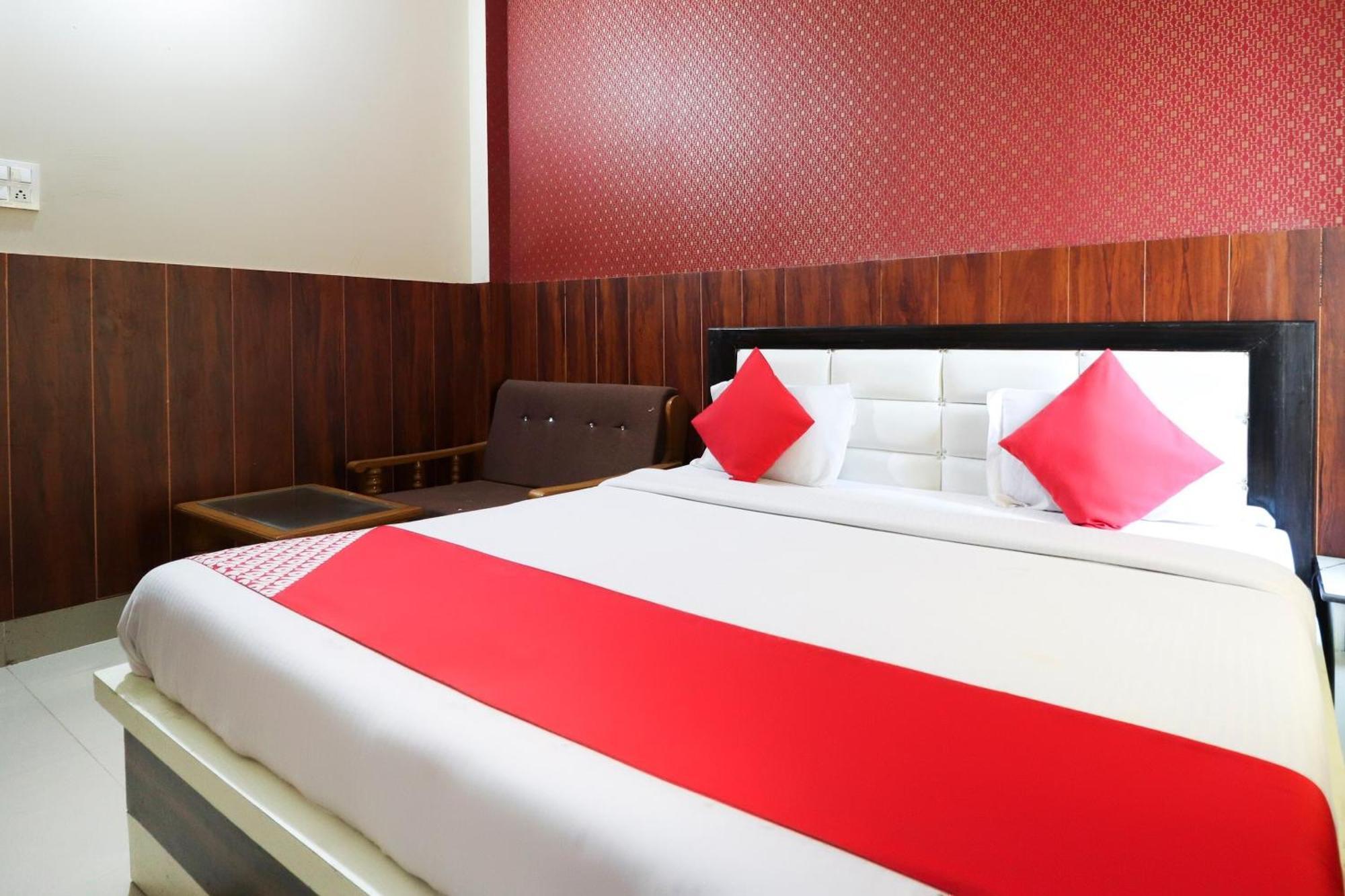 Hotel O Moon Light Roorkee Екстер'єр фото