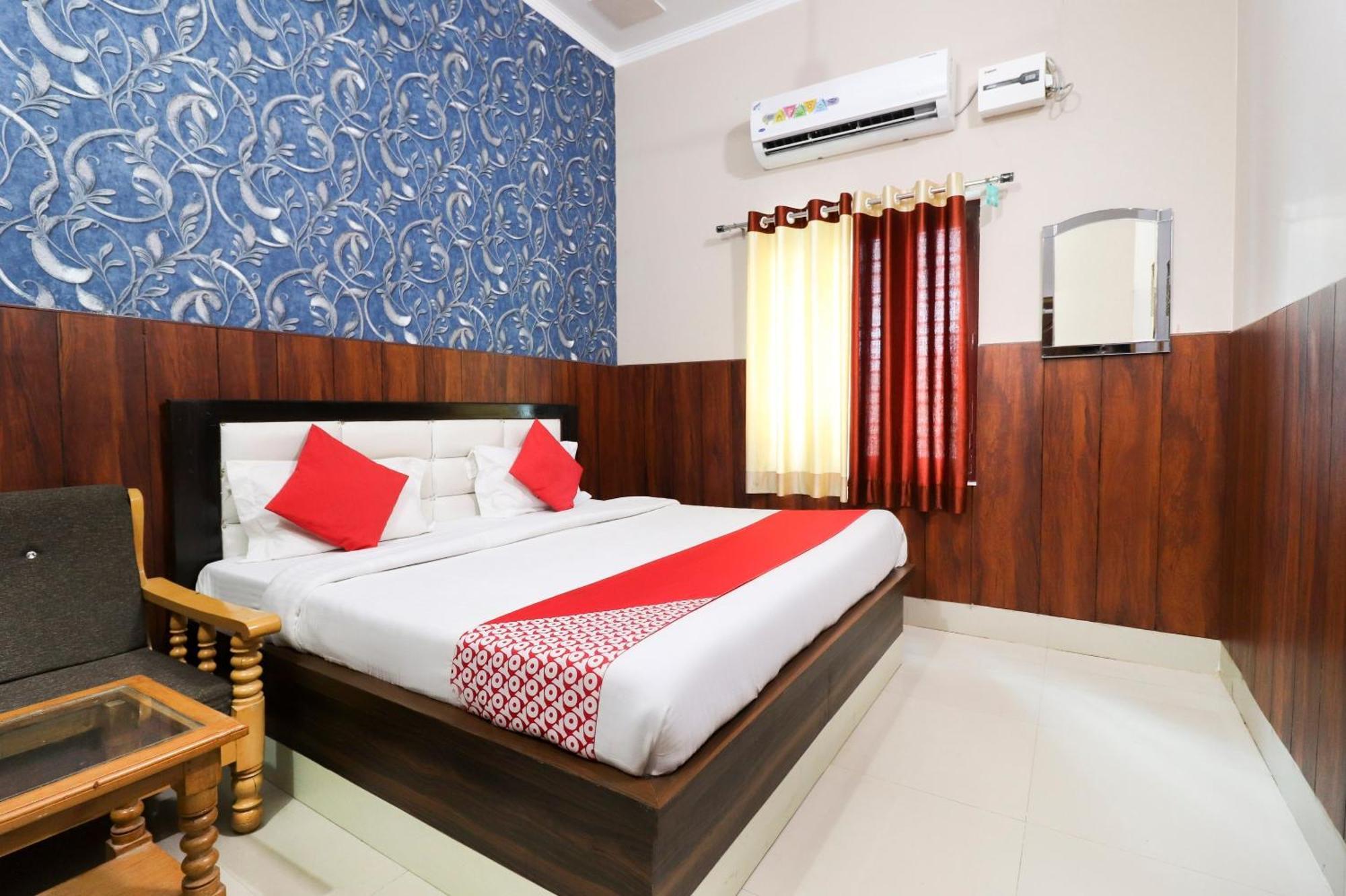 Hotel O Moon Light Roorkee Екстер'єр фото